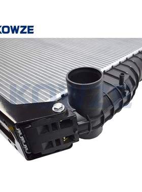 16041-E0050/16081-6250水箱适用于福特