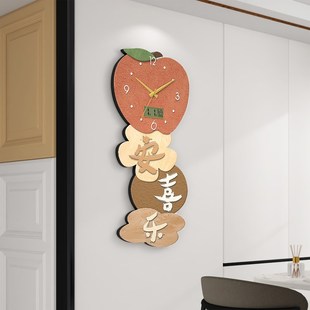 新款挂钟客厅家用钟表装饰网红卧室玄关表挂墙时钟创意石英钟挂表