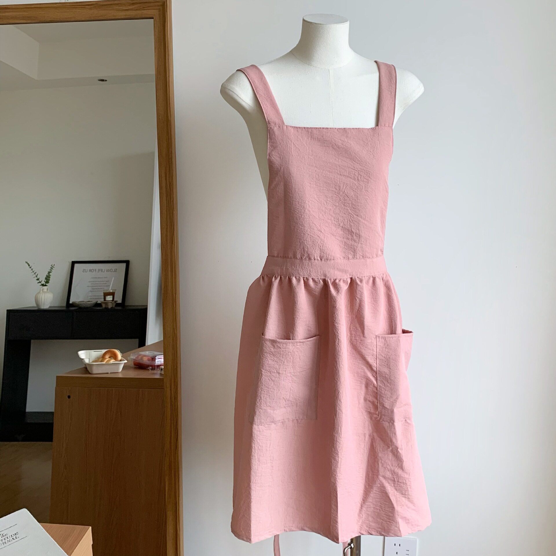 韩式ins复古围裙厨房甜品店工作服高颜值家用美甲咖啡店通用围裙