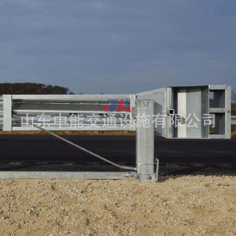 波形防撞护栏高速公路护栏板热镀锌波形梁钢护栏吸能端头出口