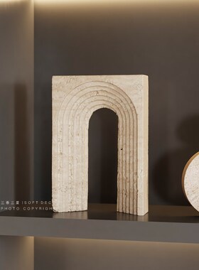 侘寂风原木复古民宿墙壁层架开放格差异感软装配饰氛围感酒柜摆件