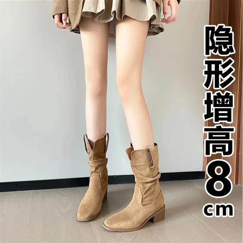 君喜优品内增高旅游穿搭西部堆堆靴女穿搭复古风小个子中筒马丁靴