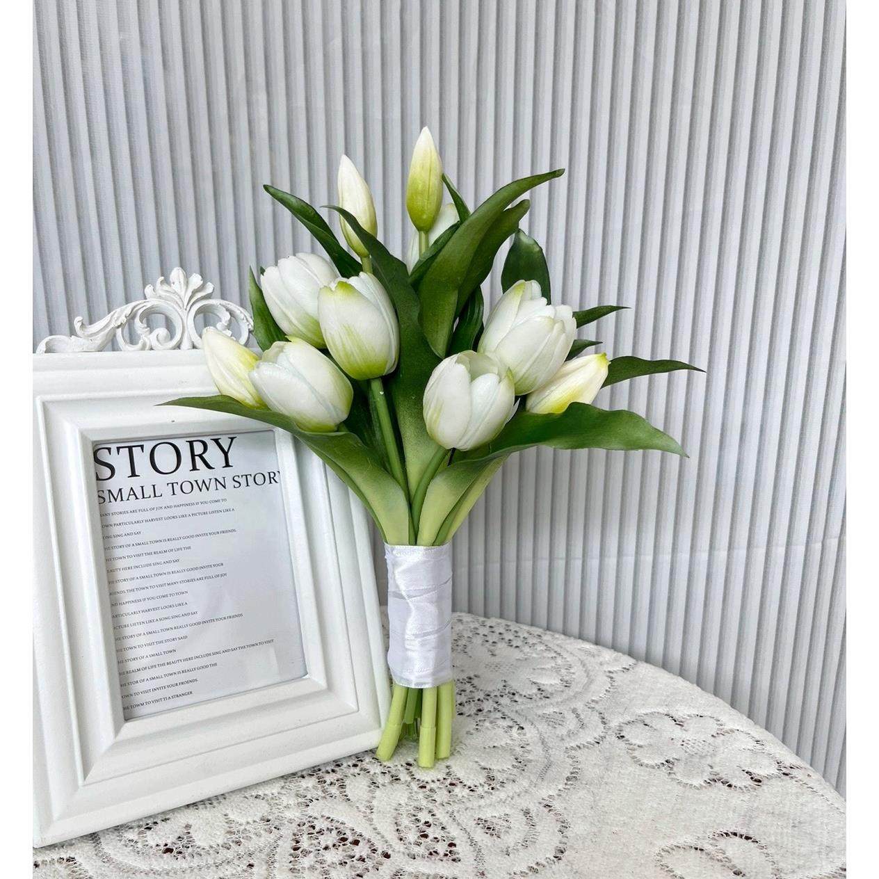 ins清新森系婚纱摄影道具 韩式结婚领证拍照郁金香彷真新娘手捧花