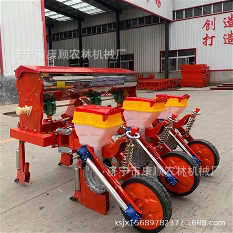 2/3/4行玉米施肥播种机 红薯起垄机多少钱 云南3行起垄覆膜机价格