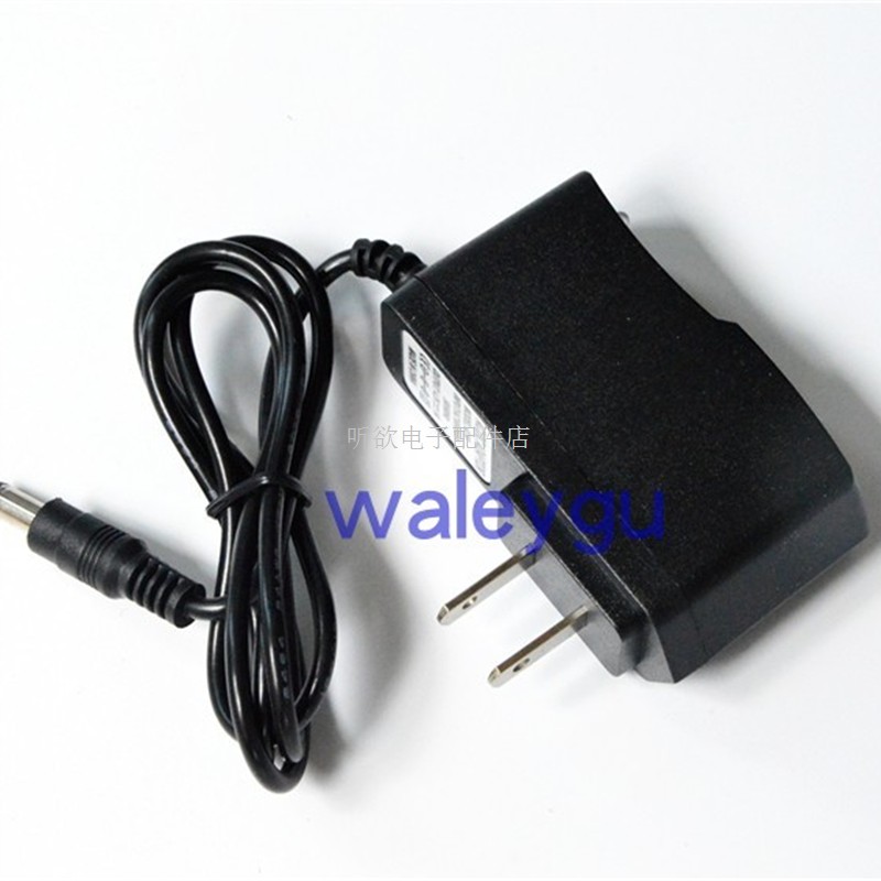 适用微笑鲨 SS-D05 Q5 W207夜钓灯手电筒充电器探照灯钓鱼灯K818