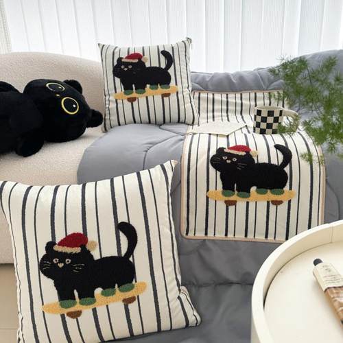 卡通抱枕被子两用车载靠垫办公室午睡毯子二合一四季通用空调被夏