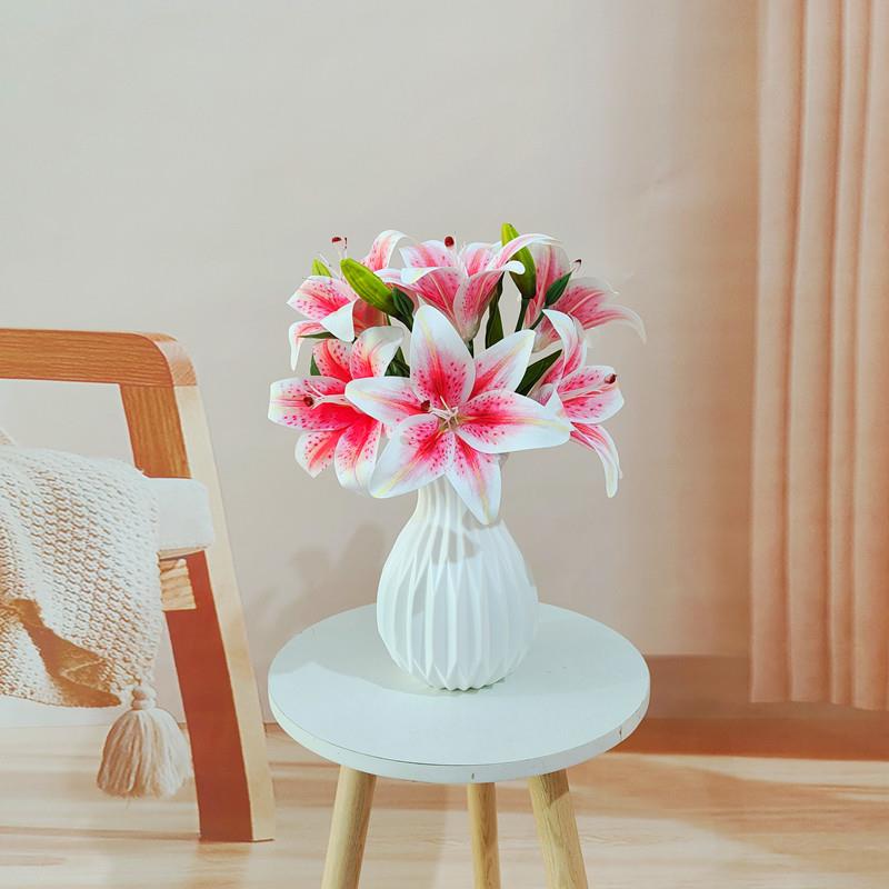 百合花仿真花香水百合桌面新品摆件网红花茶几电视柜假花婚庆装饰