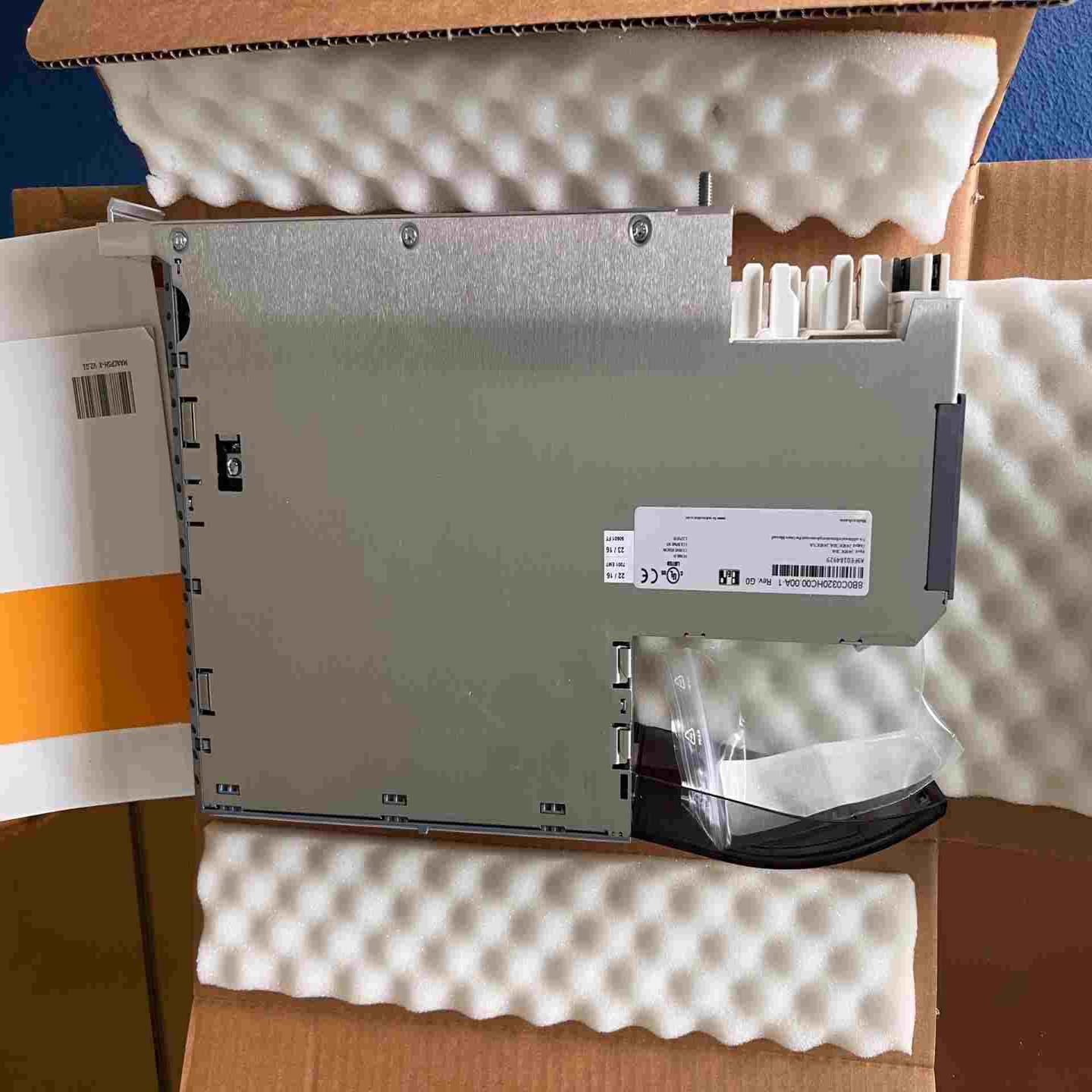 #电子元器件 贝加莱电源模块  8B0C0320HC00.0~议价