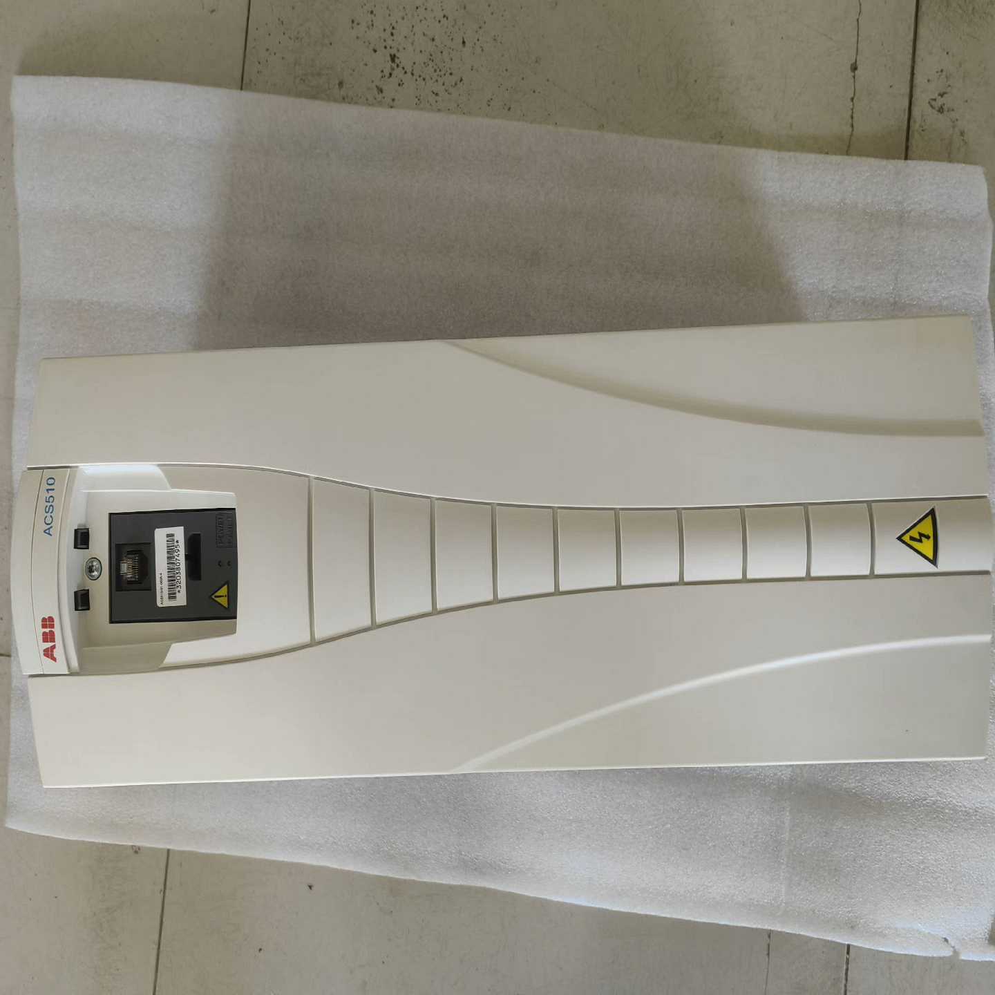 ABB变频器ACS510-01-060A-4  9.5成新[浩蓉商户]