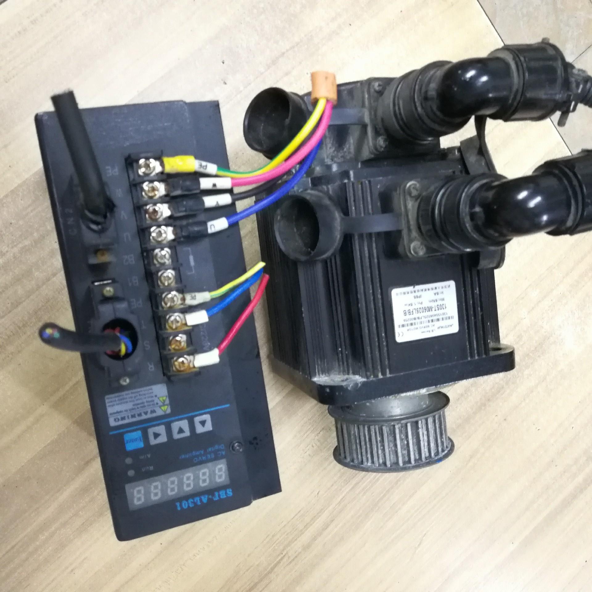 华大伺服驱动器SBF-AL301/3A /2-1/V124（佳毅工控）