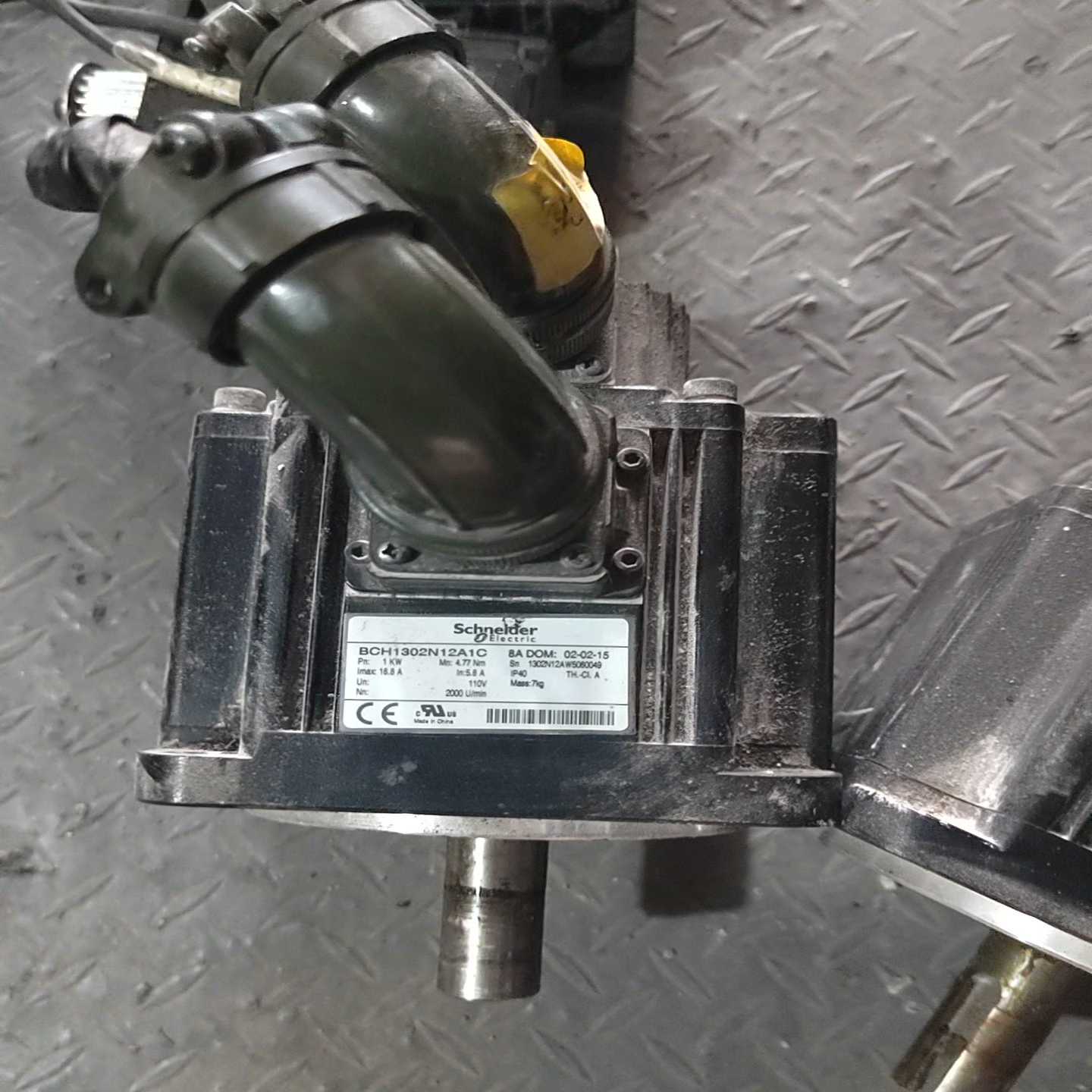 BCH1302N12A1C伺服电机，成色如~询价