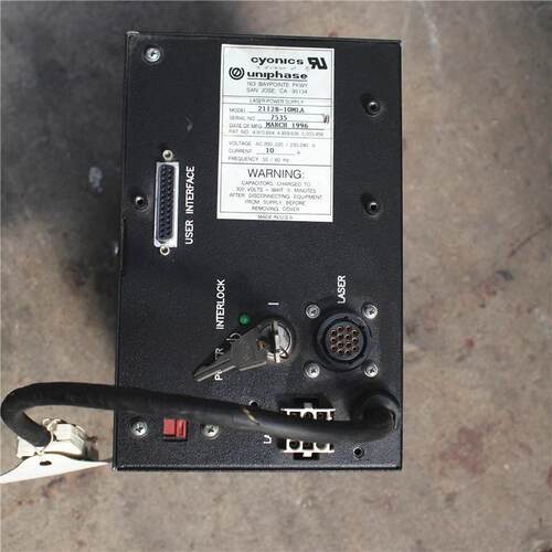 2112B-10MLA美国Cyonics Uniphase激（基数电子）