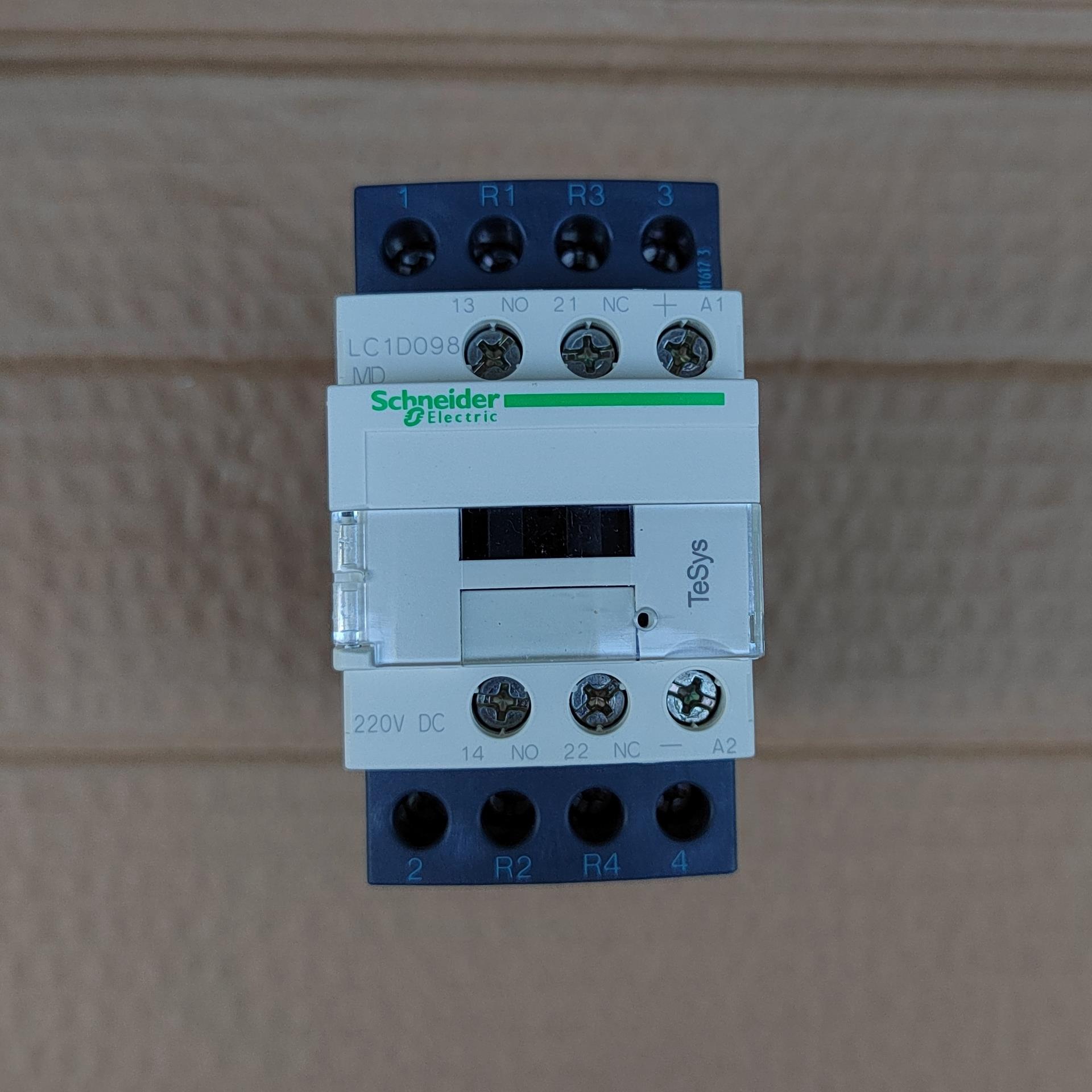 询价~直流接触器 四极 LC1D098MDC线圈电压直流DC