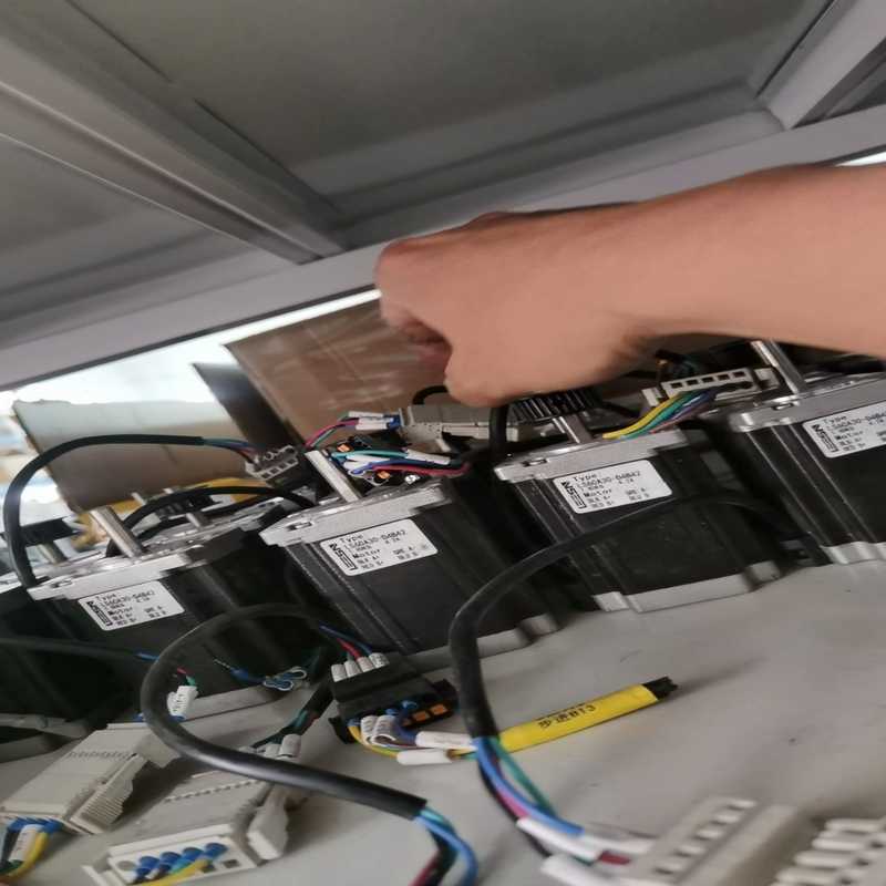 3牛57步进电机，轴长30，D轴，60电机57安装孔，47*~询价