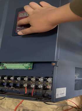 (询价)易能变频器55KwG/75kwP，看中价格可议