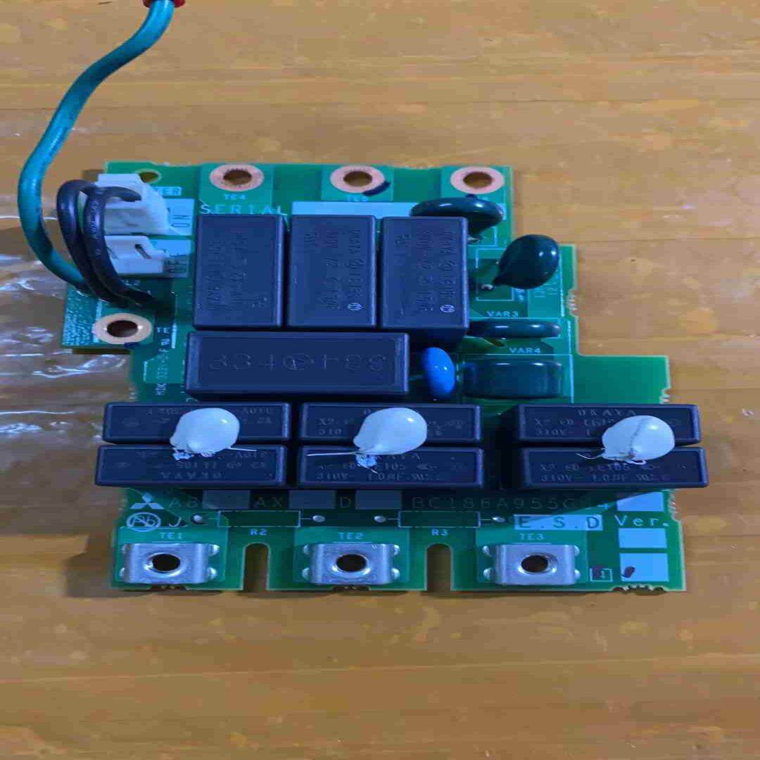 三菱变频器配件A84AX22D BC186A955议价