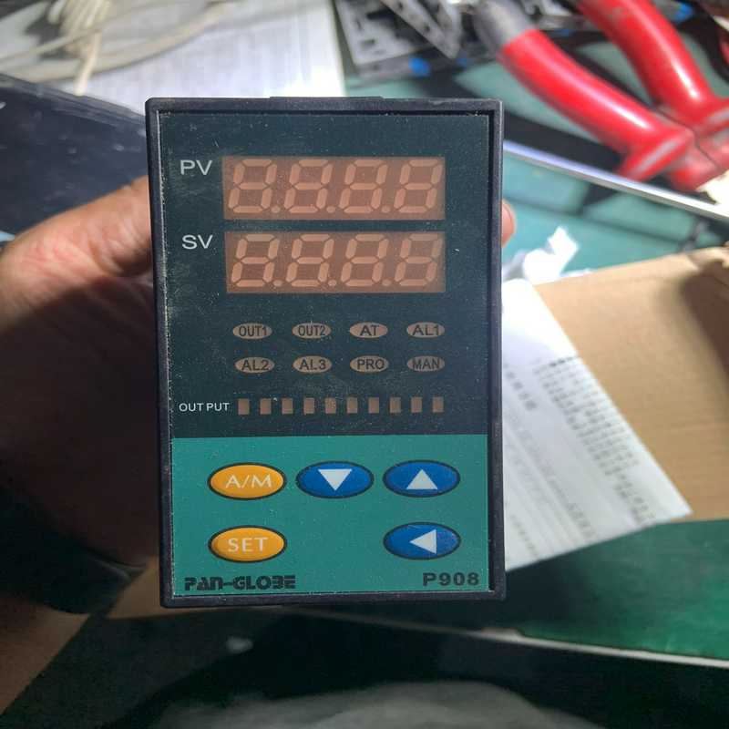 泛达温控表P908-701-010-001AA 看着像是没用~询价