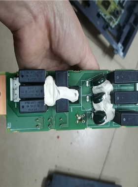 A84AX55C、三菱变频器板BC186A987G53~询价