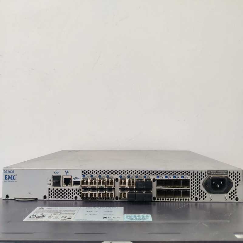 【星慕电子】EMC DS-300B EM-320-0008 8GB光纤交
