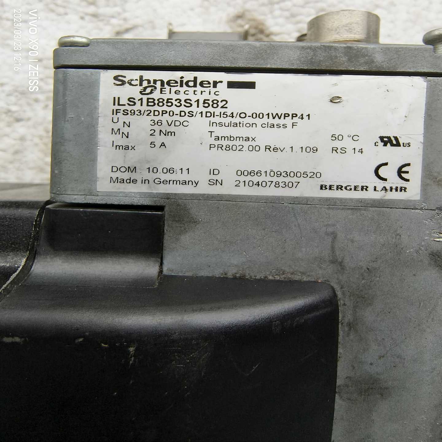 议~（议价）1 LS1B853S1582伺服电机实物拍