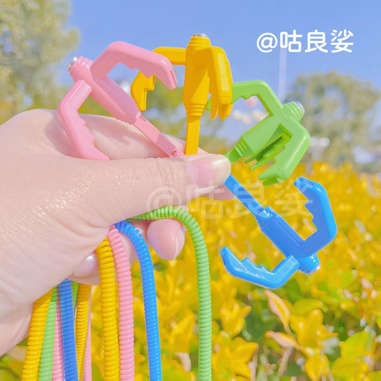 弹簧爪爪钩游戏道具玩具手办生日礼物模玩爪钩艺术家稀奇古怪盲盒