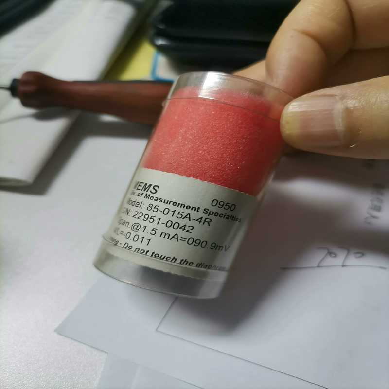MEMS85-015A-4R压力传感器  图~询价