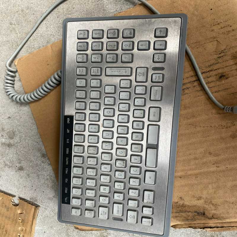 英国制造键盘1100系列。3V07。用到的老板来拍。600~议价