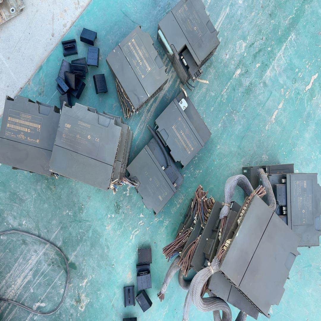 西门子s7-300模块 331-7kf01-0ab0两块 3