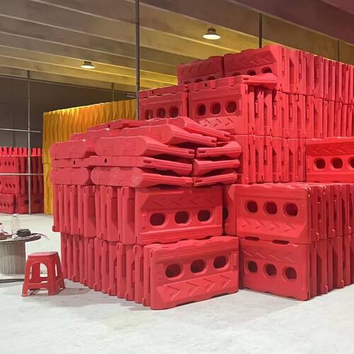 新料三孔水马塑料隔离板移动城市护栏组合围栏市政围挡防撞桶隔离