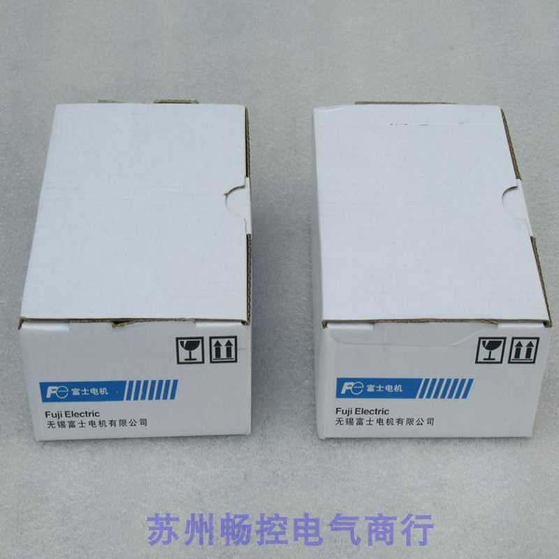 隆兴*现货销售*全新富士FUJI温控器 PXR5TEY1-1W0C5 现货*