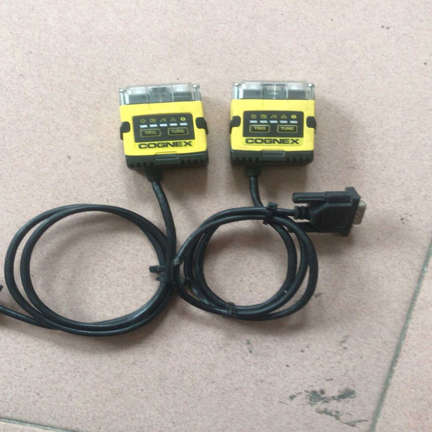康耐视DM150S 一个DM152S一个实物拍摄