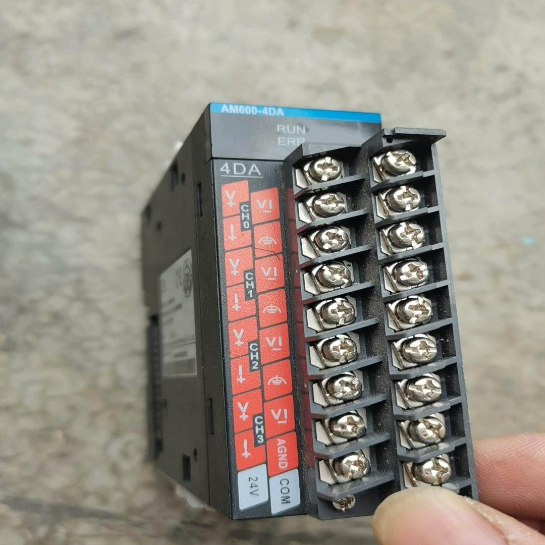 汇川AM600-4AD模拟量输入模块 ，一只，成色见图片~询价