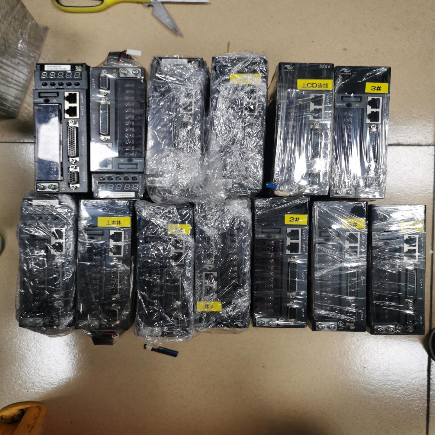 汇川400W伺服驱动IS620PS2R81-158实图拍~询价