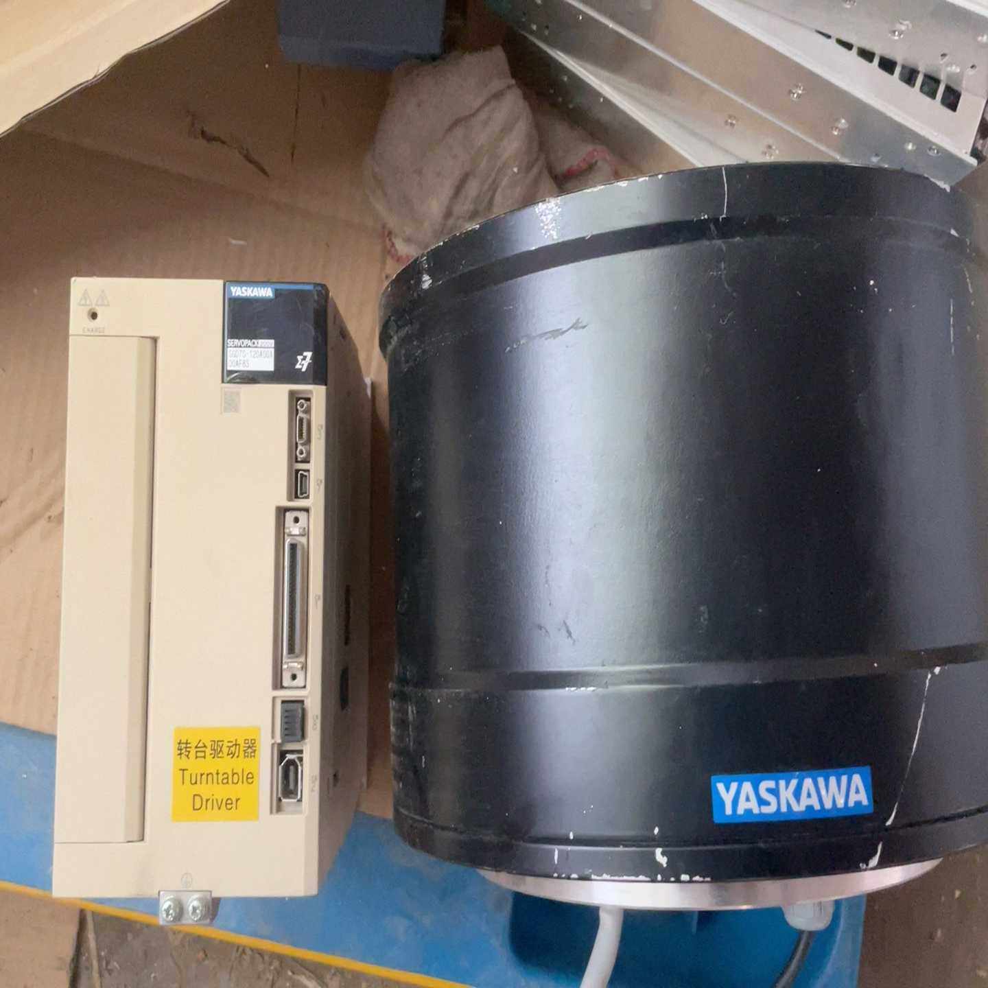 安川直驱电机，DD马达SGM7D-1AF7C52，成色很好，【侨报商行】