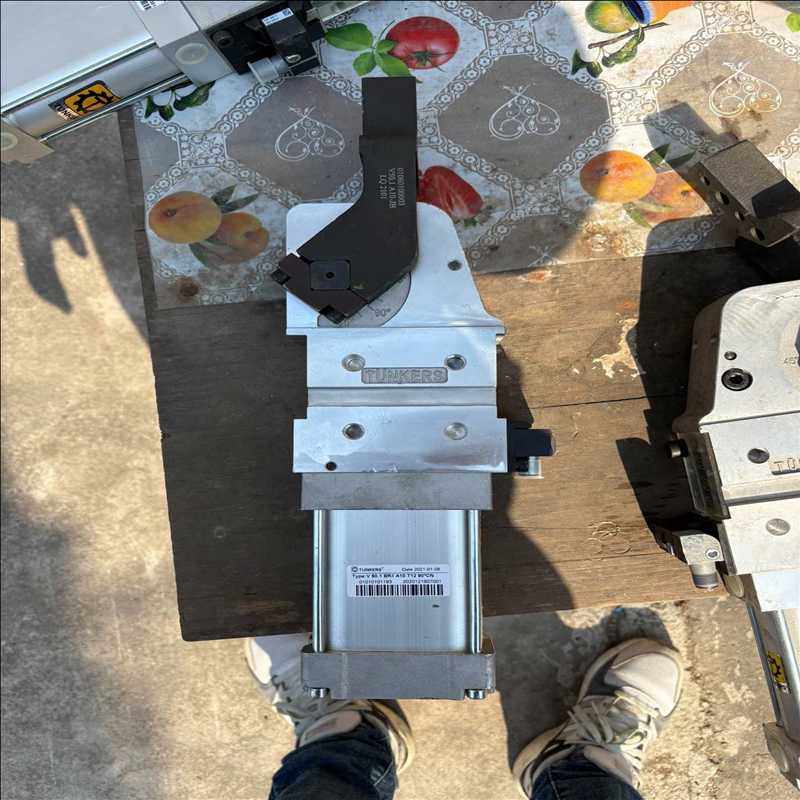 (询价)TUNKERS德珂斯夹紧气缸V 50.1 BR3 A10 T