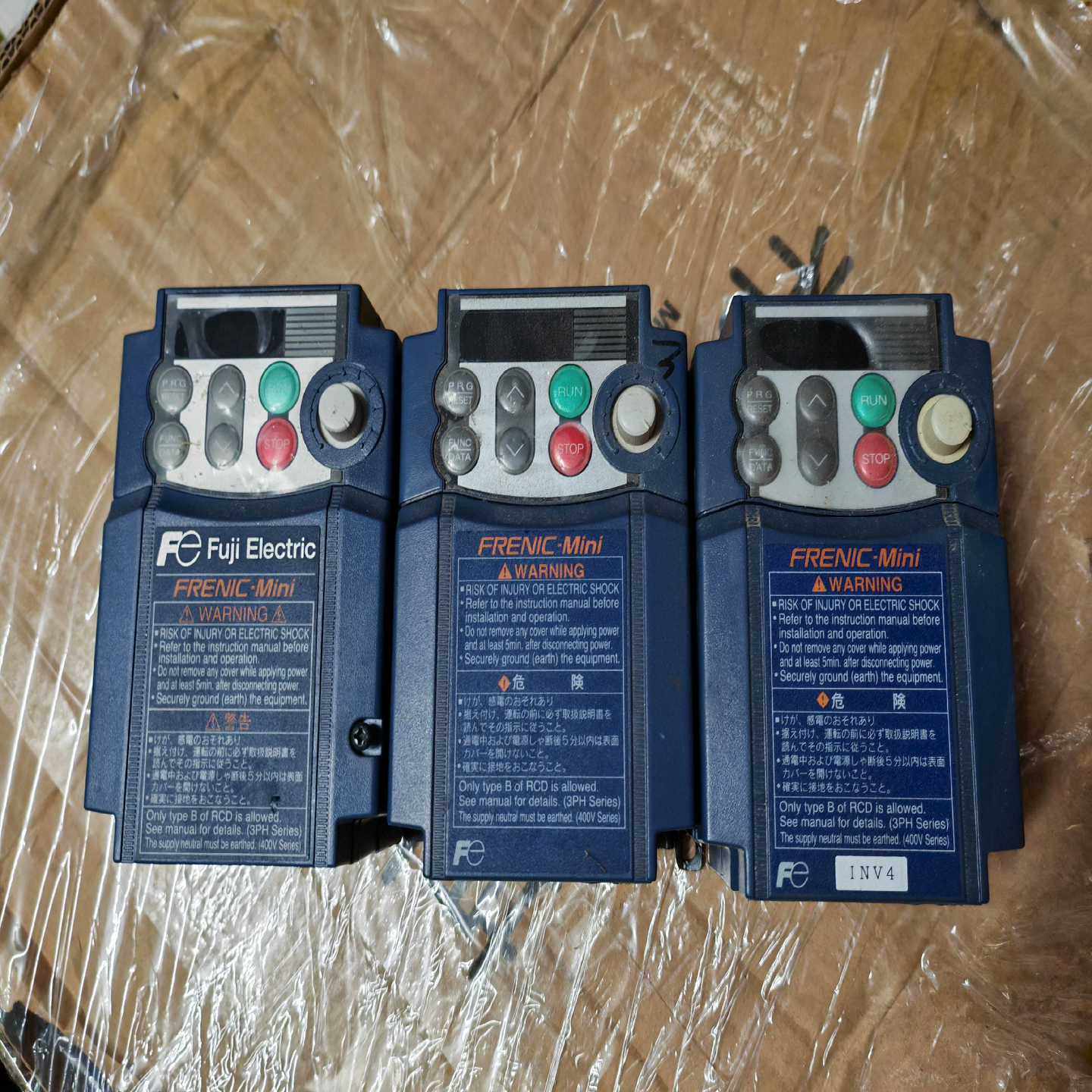 富士变频器FRN0.1C2S-2J一台，FRN0.1C1{议价}