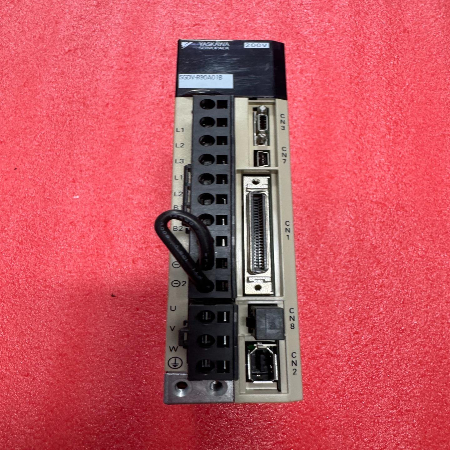 安川SGDV-R90A01B 驱动器