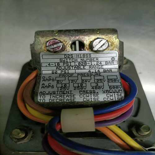 【星慕电子】D2S-H18SS 机械压力开关，货
