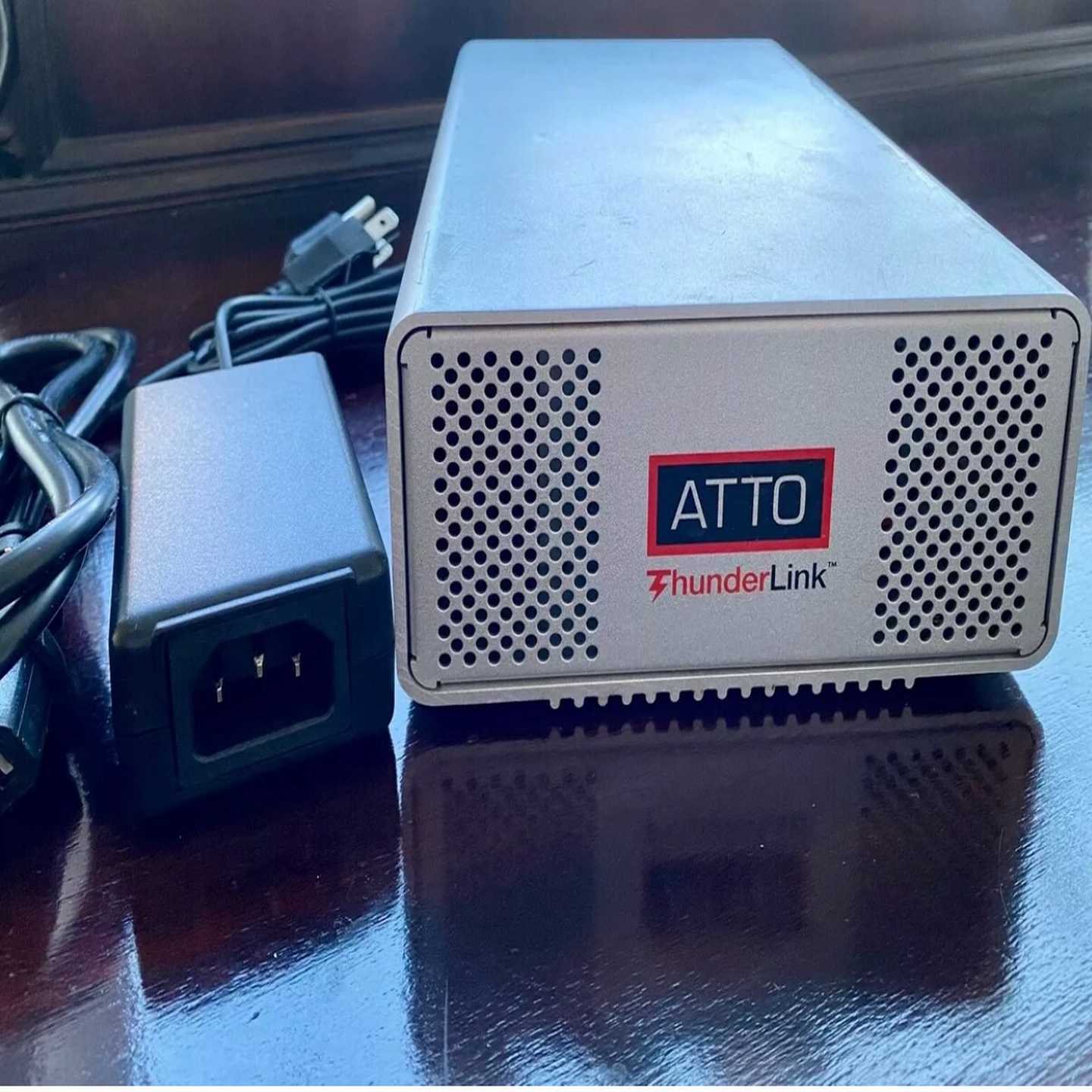 ATTO ThunderLink™Thunderbolt 2【鑫鑫商铺】