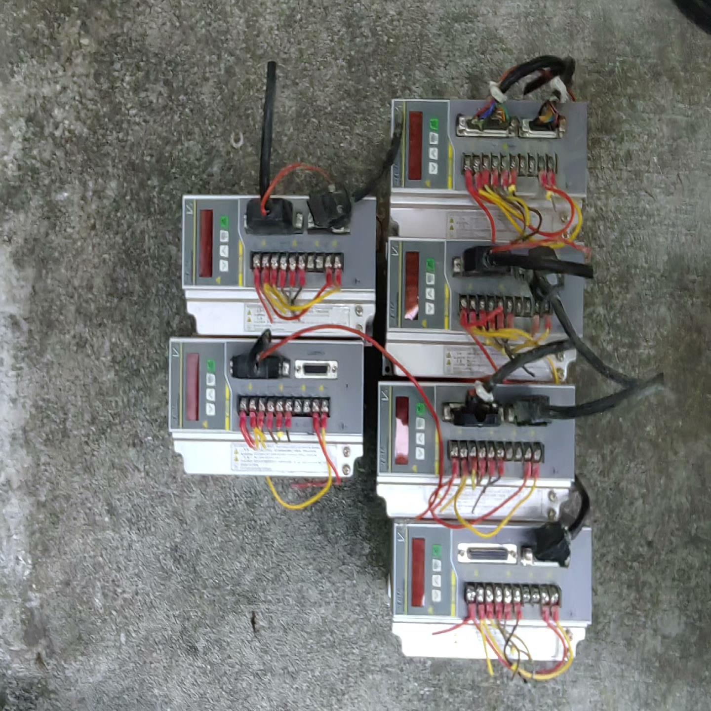 艾维图伺服驱动器V1-H08AT2，功能，成色漂【博航商行】