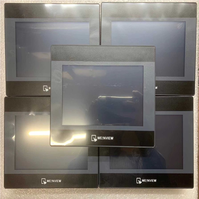 威纶MT6071iP，两台，成色9成新，，看好下手。~询价