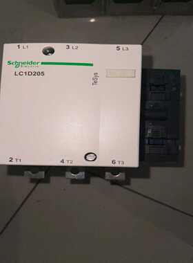 交流接触器，没有包装盒，220V电压，LC1D20~询价