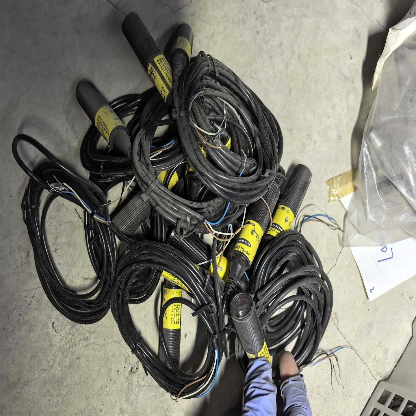 (询价)邦纳 S18-2VPFF150-2M 成色很好 未使用过