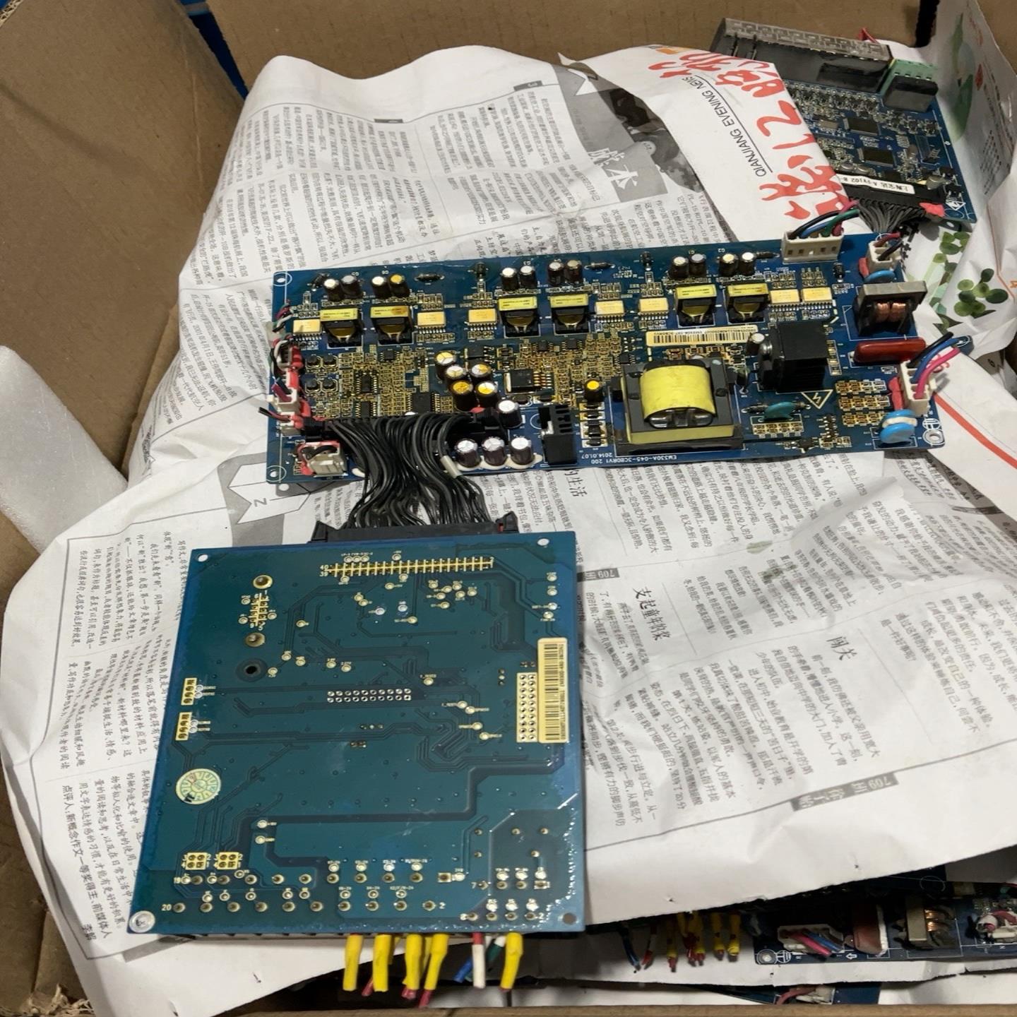 正弦、37kw塔掉变频器主板驱动板。。板子漂亮无【落红设备】