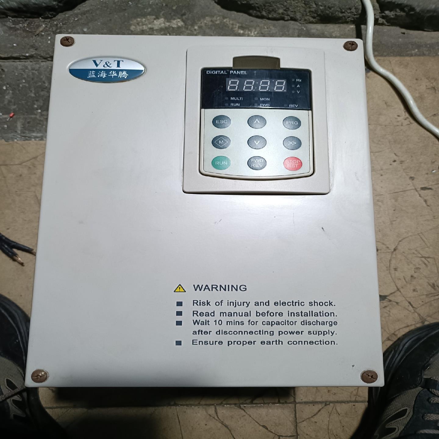 拆机蓝海华腾变频器V5-H-2T55G-H355KW【议价】