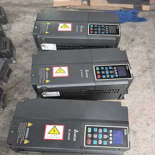 安装 380V11kw 询价 脚右下角有点破损 台达C2000变频器