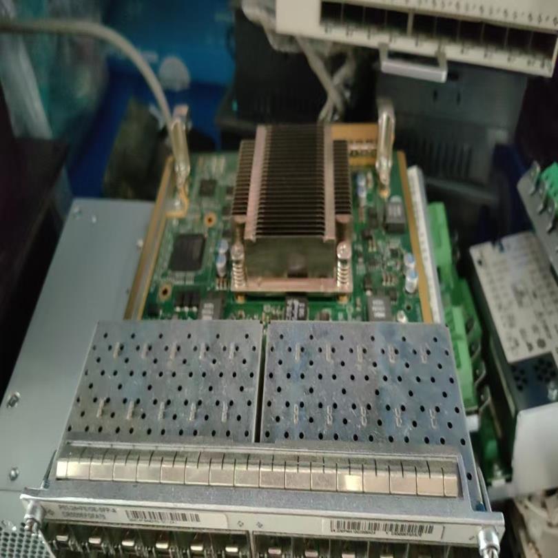 CR5D0EFGFA70 P51-24xFEGE-SFP-【南风商行】