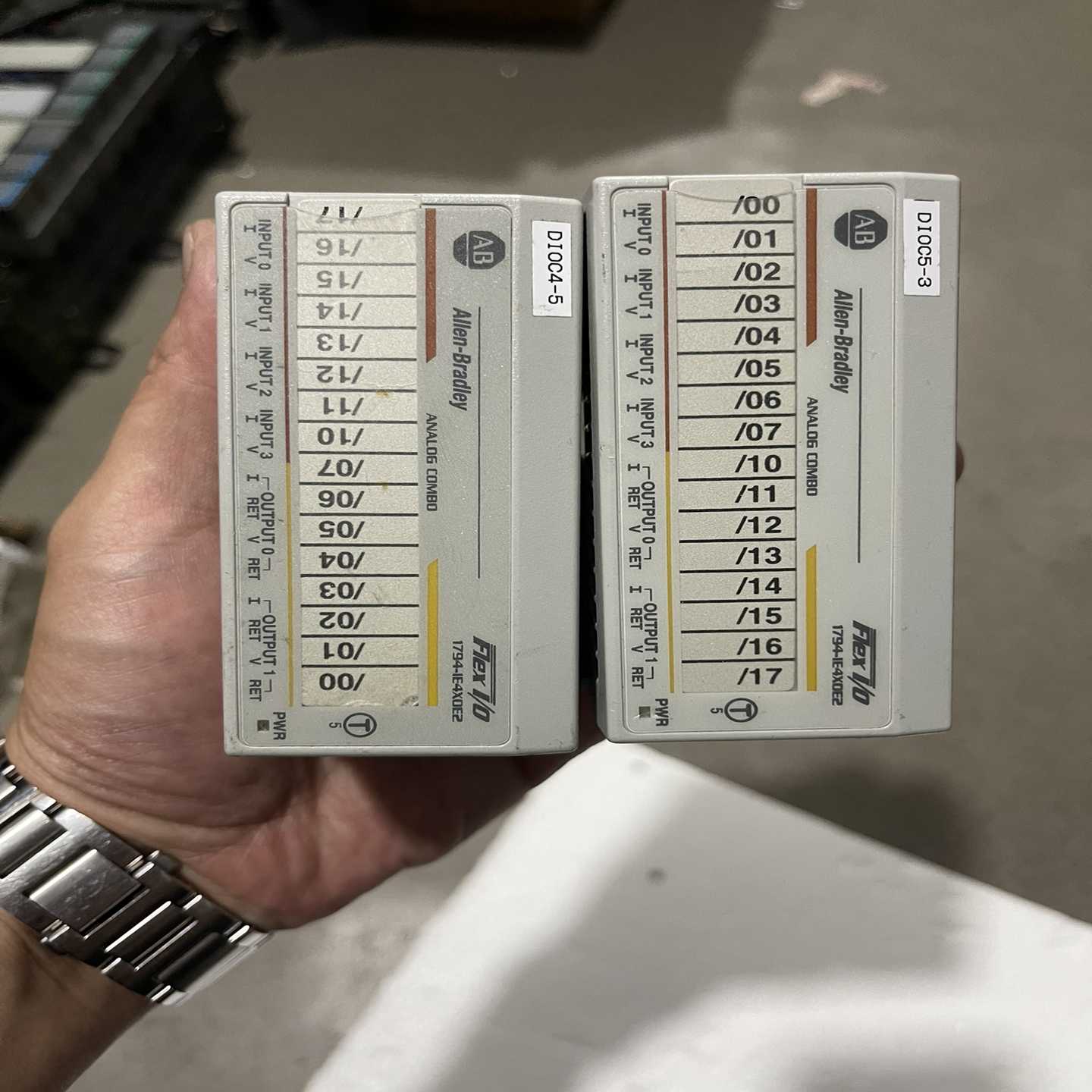 AB 1794-IE4XOE2。、功能。议价议价【侨报商行】