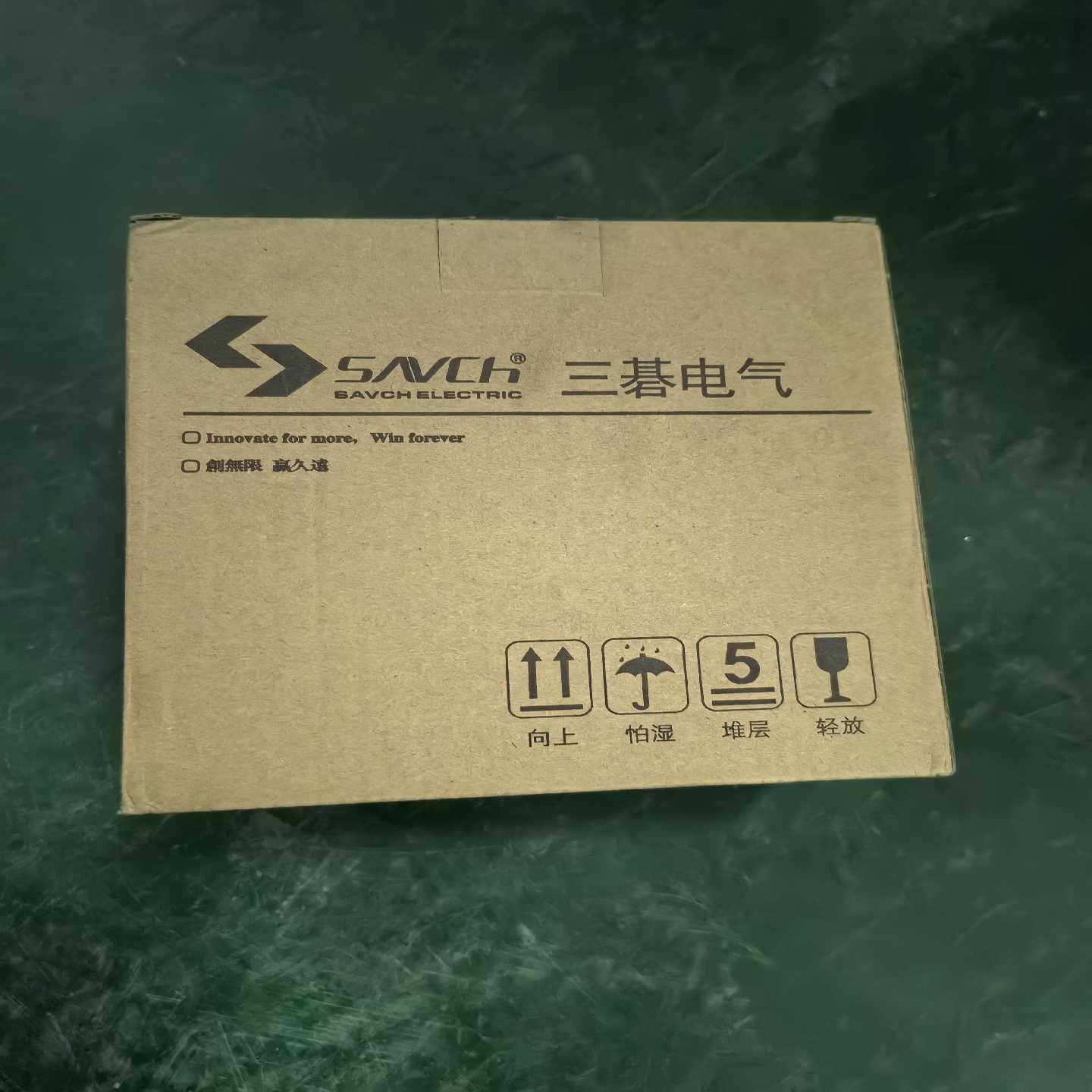 台湾三碁变频器S800-2S0.4G 单相220V 0.~询价