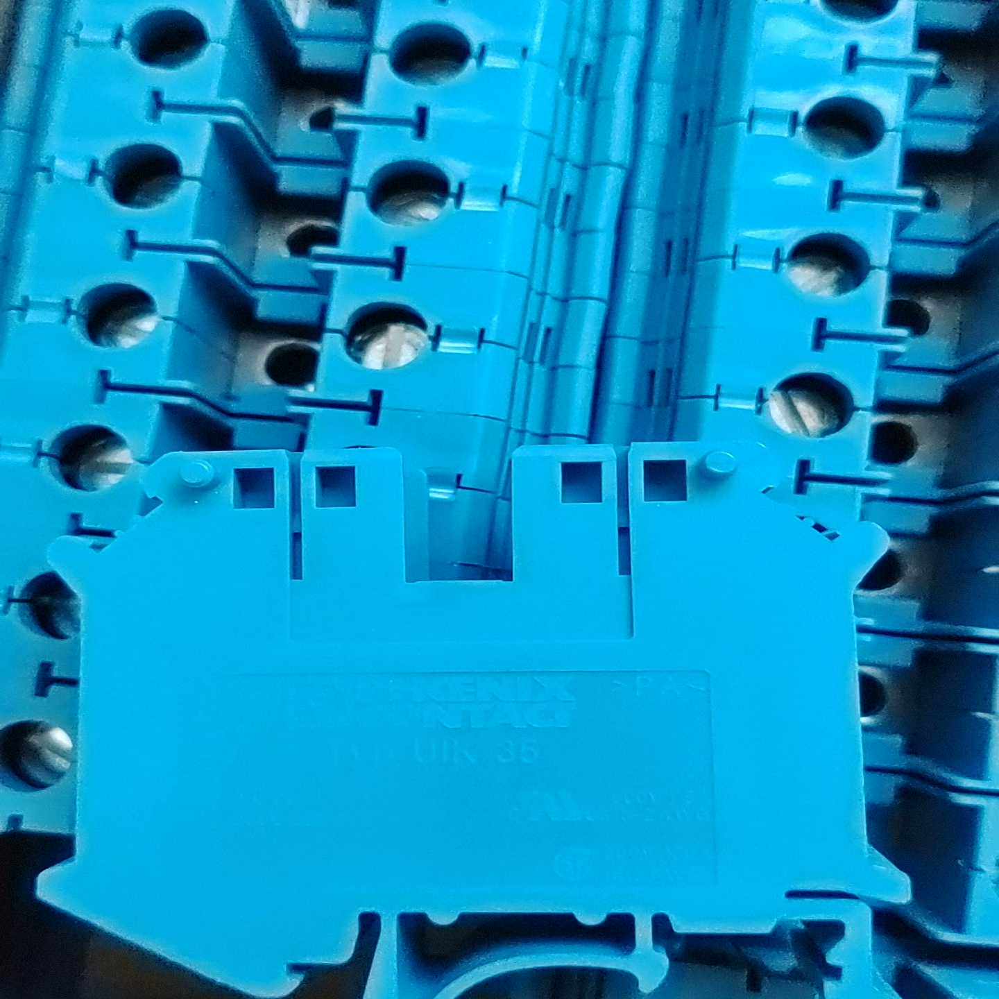 (询价)3006302UIK 35 BU - 建筑安装端子工